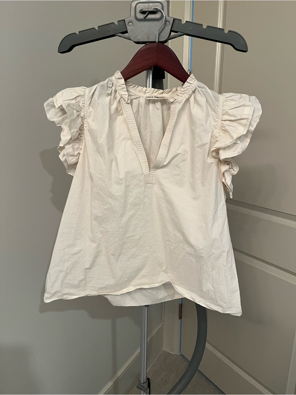 Ulla Johnson Women’s Cream Ruffle Sleeve Peasant Top